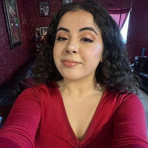 Meet your Posher, Cristal